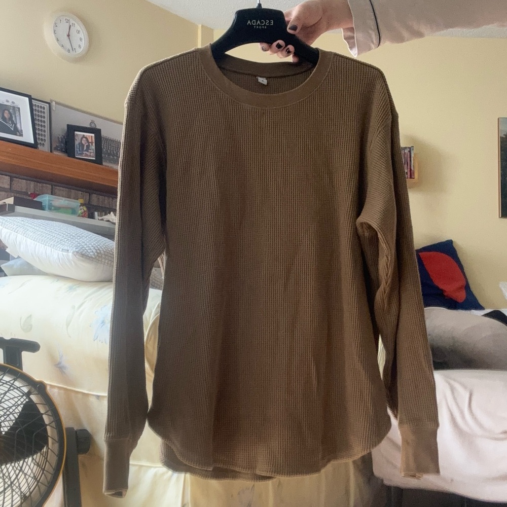 Olive crew neck sweater S: M